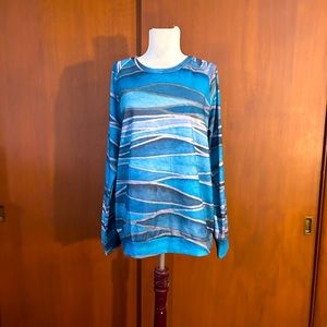 NWT Hawalili blue and gray top